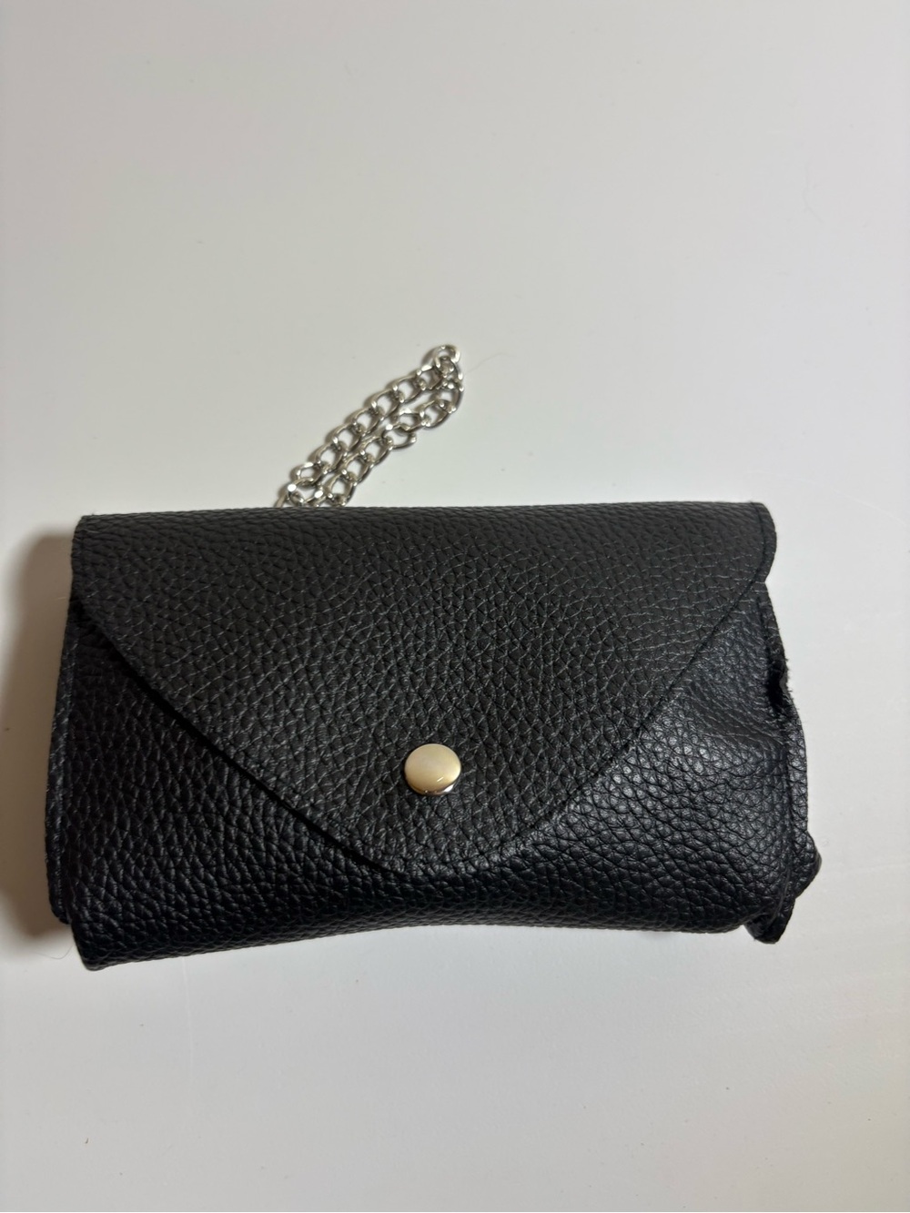 Classic Black Leather Envelope Crossbody Wallet - Unbranded